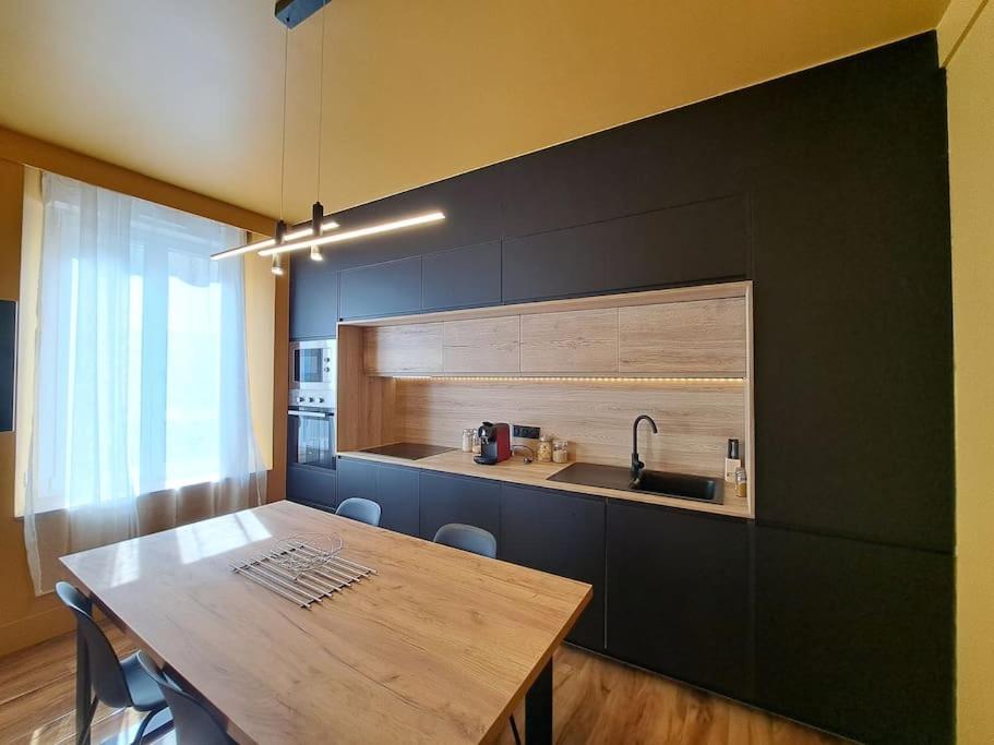 شقة Geneve - Logement Fastueux رانس المظهر الخارجي الصورة
